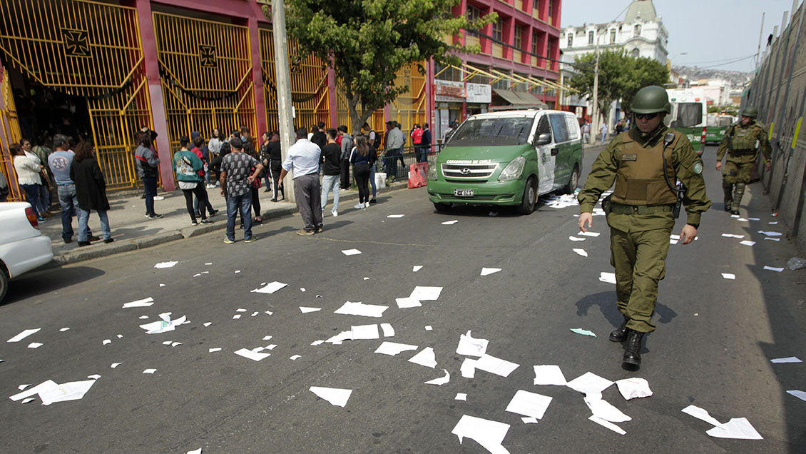 Control policial, alumnos sin mochilas ni celulares: El plan de seguridad de la PSU