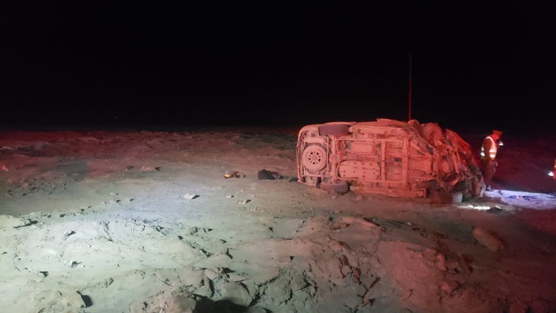 Tarapacá: Una persona fallecida y otra herida dejó accidente carretero en Pozo Almonte