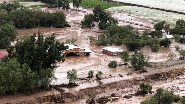 Precipitaciones cordilleranas y crecidas de ríos amenazan al norte del país