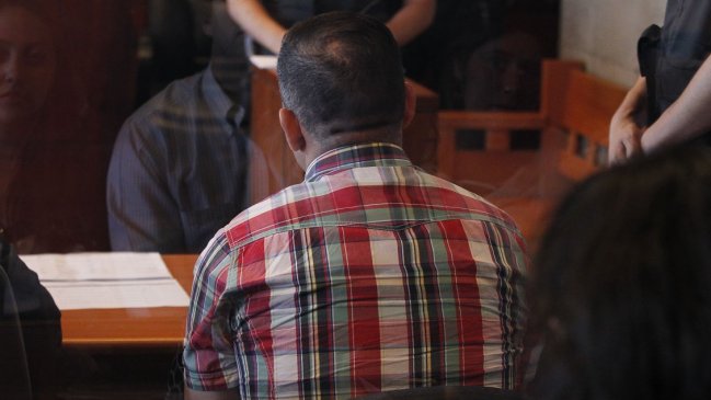 Firma semanal y arraigo nacional para funcionario de Carabineros que causó fatal atropello