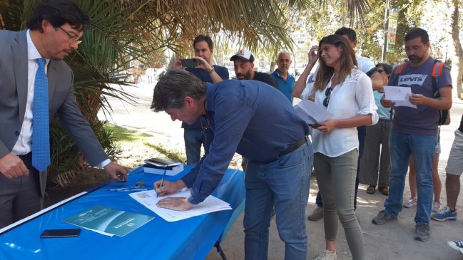 Hamilton y Narea ya juntan firmas para su nuevo partido, 