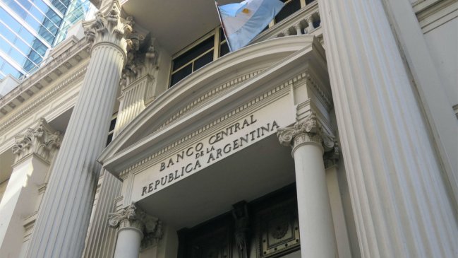 Al borde de un cese de pagos, Argentina afronta una semana clave para el futuro de su deuda