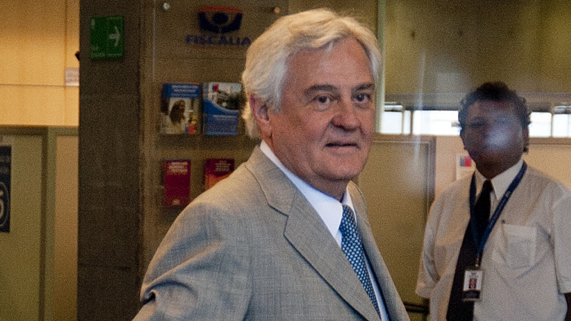 Angelini se querella por 