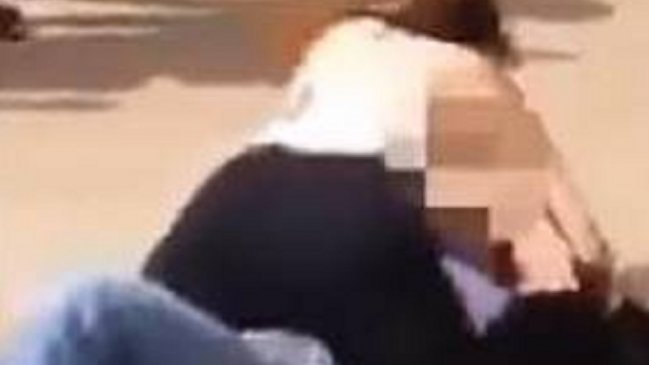 Mujer contrató a un hombre y le dio una paliza: Había abusado de su sobrina