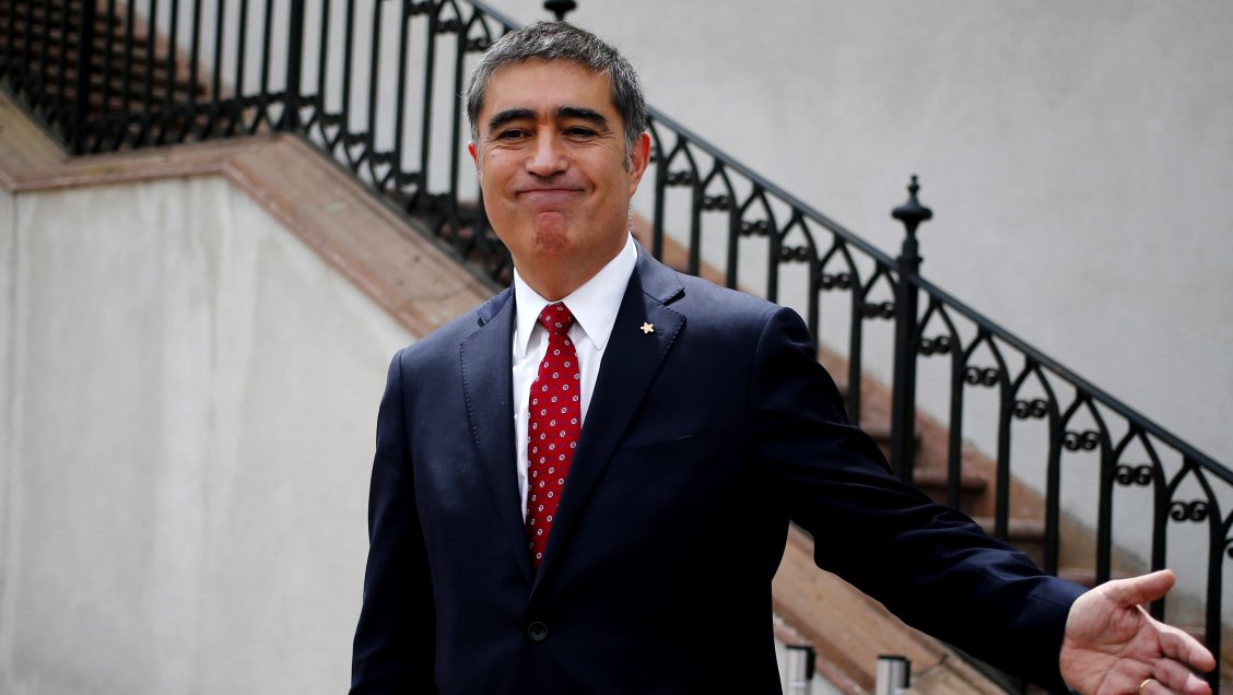 Evópoli y la UDI manifestaron su molestia por reunión entre Desbordes y la oposición