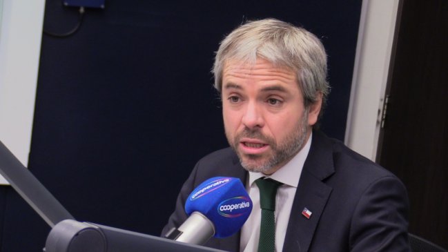 Ministro Blumel por plebiscito: Tengo una convicción, pero sería imprudente si señalara mi posición