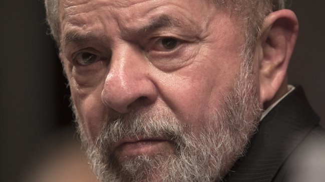  Lula pide aplazar interrogatorio para ir a audiencia con el papa  