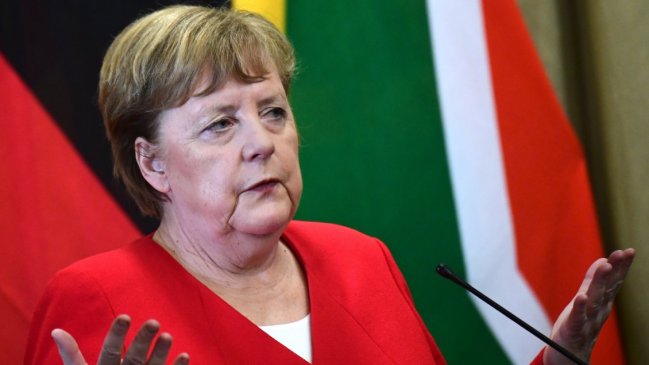  Merkel llamó a revertir elección de jefe regional con votos de ultraderecha  