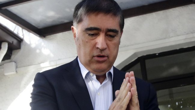 Gobierno se sumó a críticas por reunión de Desbordes con la oposición: El diálogo parte en casa