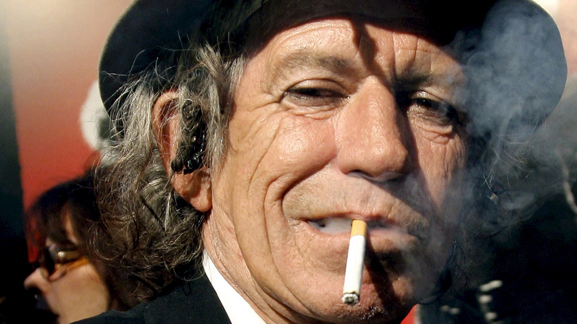 Milagro: Keith Richards asegura que dejó el cigarrillo