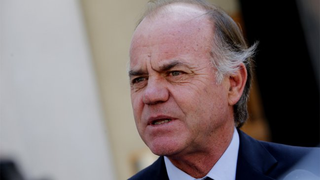 Walker por containers varados en China: 