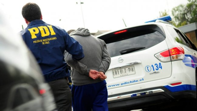 Padre, hija y yerno detenidos por microtráfico en San Ramón