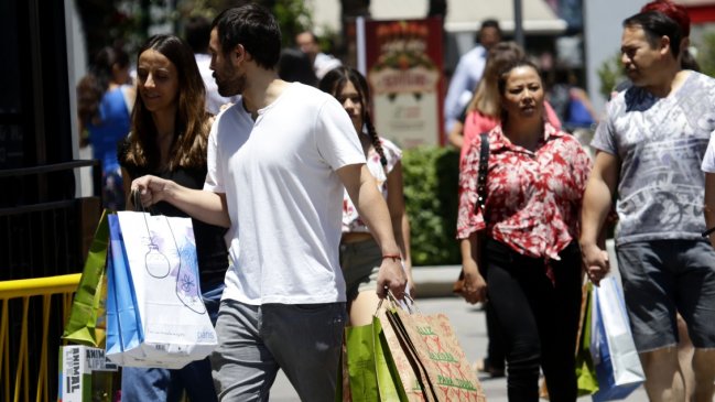 Gobierno selló acuerdo con bancos para dar facilidades a clientes que repacten créditos en marzo