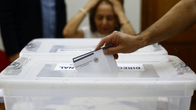 Colegio de Profesores y federaciones estudiantiles preparan sus elecciones, retrasadas por el estallido social