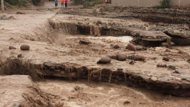 Rutas al interior de la Región de Tarapacá siguen interrumpidas por las lluvias estivales