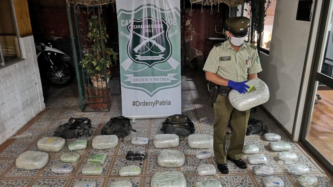 Carabineros incautó 33 kilos de marihuana en paso fronterizo no habilitado de Arica