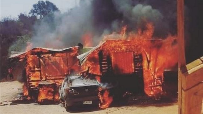 Dos menores y su madre murieron en incendio en una vivienda de Villa Alemana