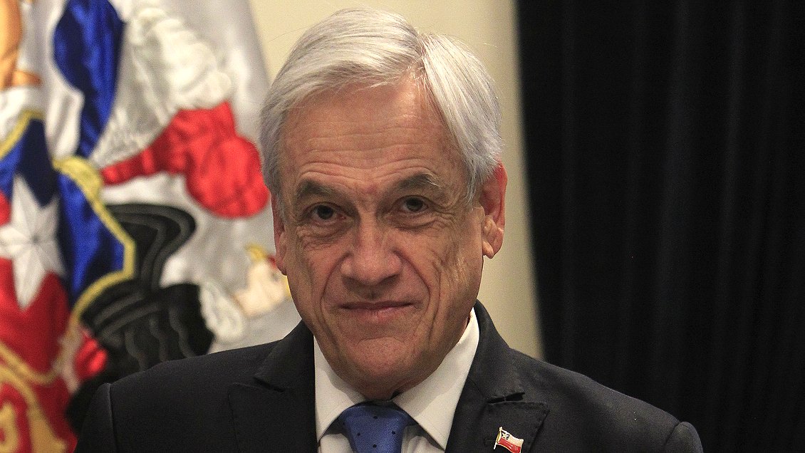 Piñera sostuvo un tercer encuentro con intelectuales para analizar la crisis