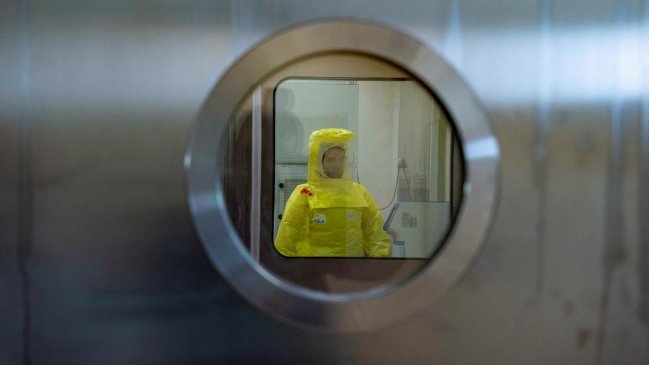 Farmacéutica de EEUU envió a pruebas su vacuna experimental contra coronavirus