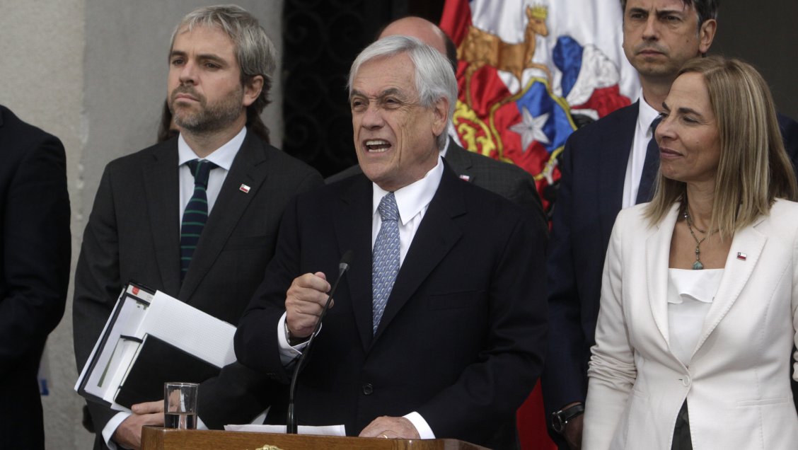Oposición cuestionó llamado de Piñera a acuerdo para la paz