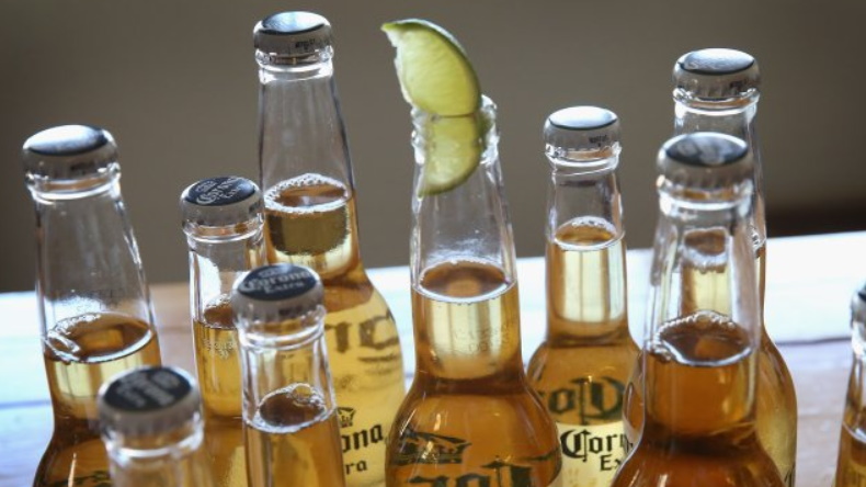 Casi un 40% de los estadounidenses no compraría marca de cerveza por el coronavirus