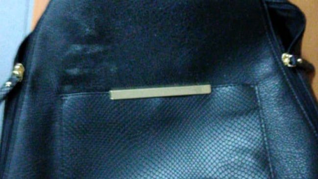 Mujer se salvó de milagro tras asalto en Arica: Su mochila detuvo una bala