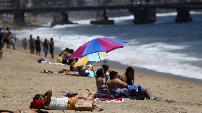 Pese a crisis social, turismo interno se mantuvo en márgenes normales durante el verano