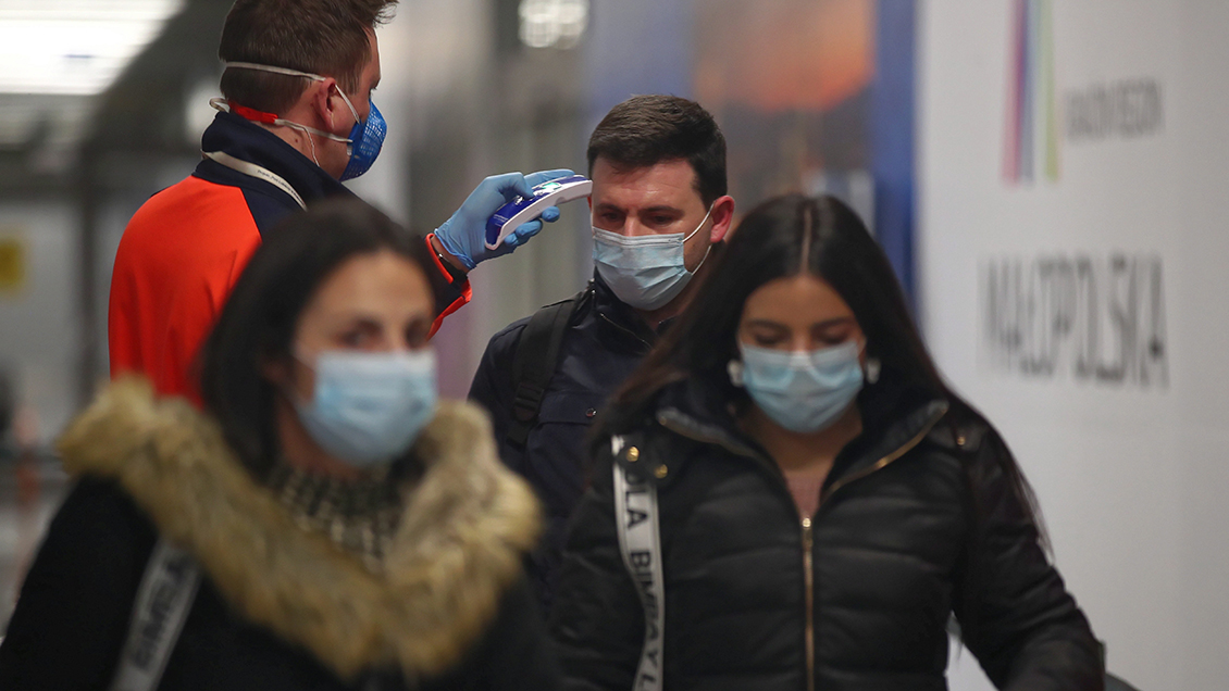 Trump anunció controles en EEUU a viajeros de 