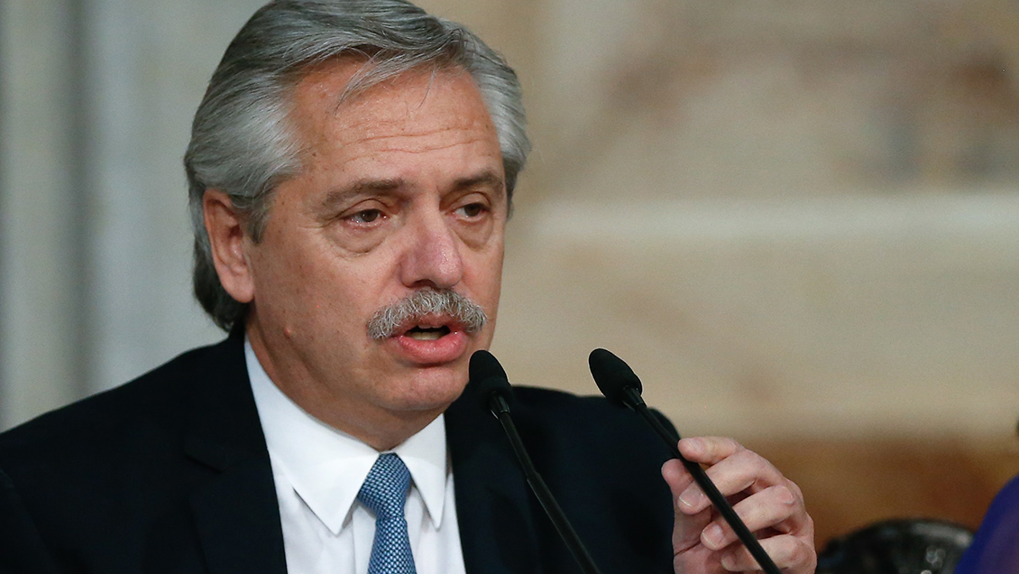 Fernández desclasificará archivos de inteligencia sobre atentado a la AMIA