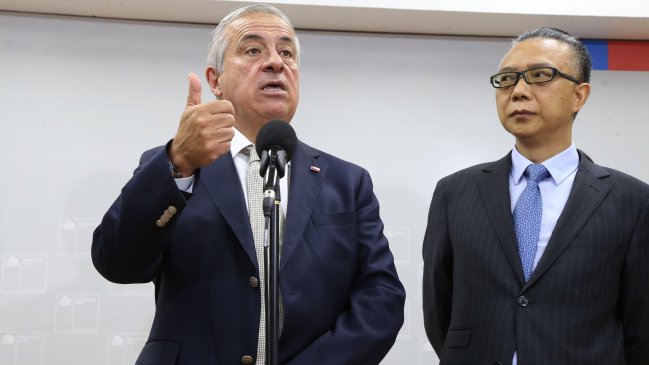 Expertos chilenos viajarán a China para conocer medidas por coronavirus