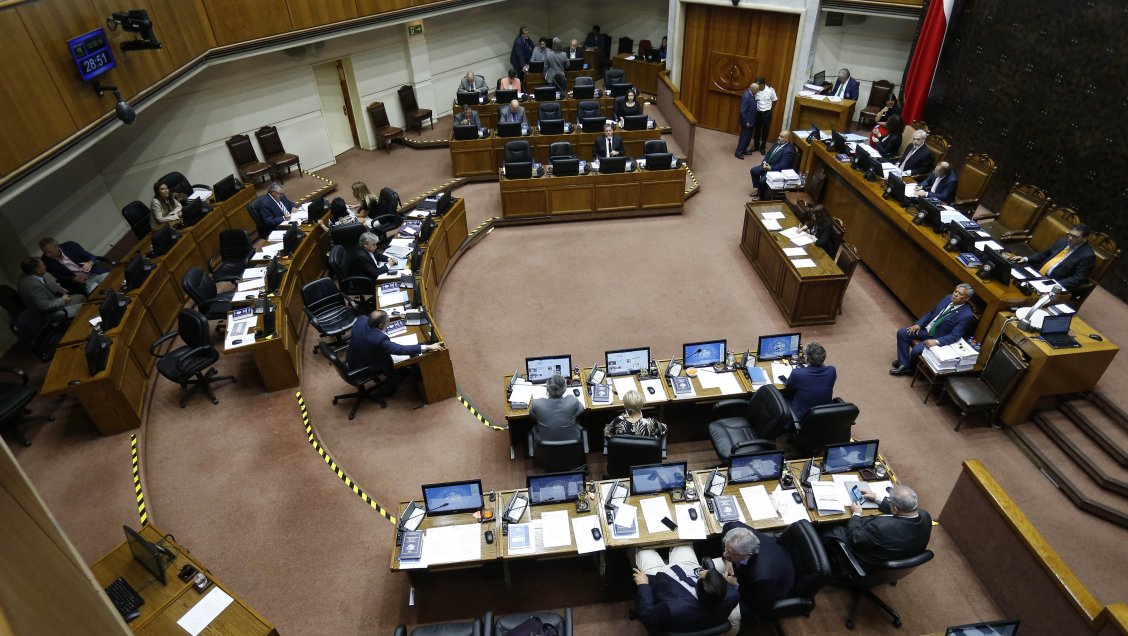 Proyecto que rebaja la dieta de autoridades podría ser despachado la próxima semana