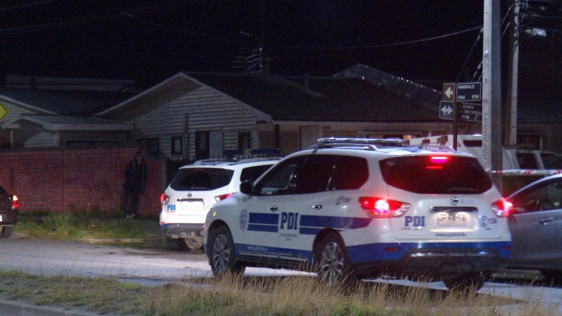 Principio de incendio dejó al descubierto cadáver de una mujer en Punta Arenas