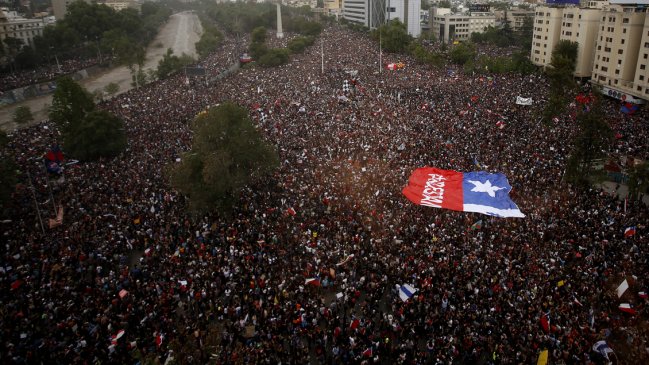 Ciudadanía Inteligente: Gobierno ha cumplido 64% de anuncios post estallido social