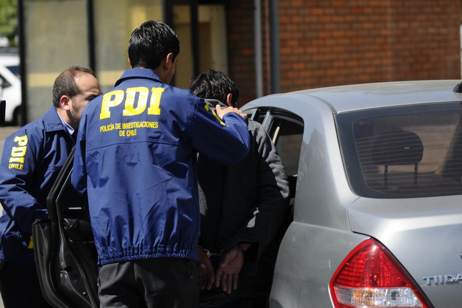 PDI capturó a hombre que era buscado por brutal golpiza a un vecino en Rucapequén