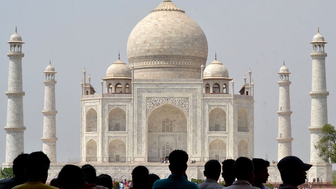 La India cierra sus puertas a los turistas para detener la propagación del coronavirus