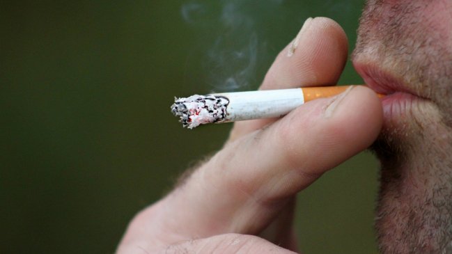  El 61 por ciento de fumadores de cigarros ilegales son de segmentos vulnerables  