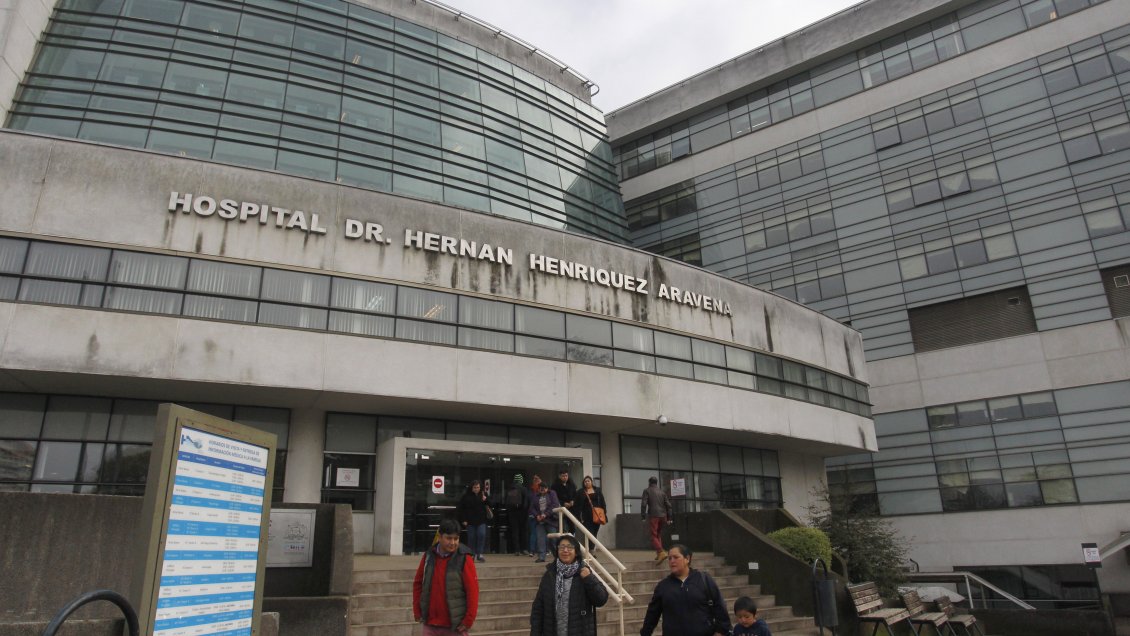 Fiscalía investiga a dos médicos del Hospital de Temuco por fraude al fisco