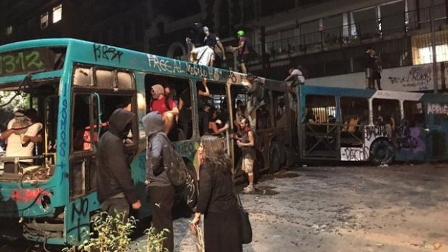 Santiago vivió una nueva jornada de incidentes en varios puntos