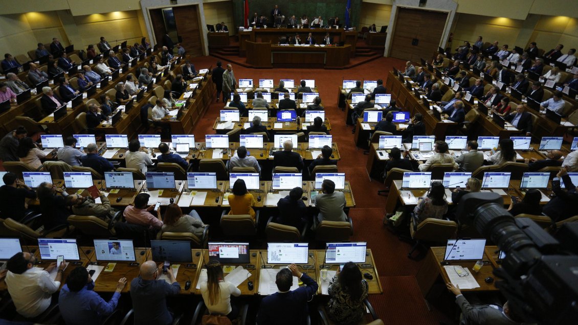 ¿Congreso Remoto?: Gobierno ve con buenos ojos proyecto de voto telemático por coronavirus