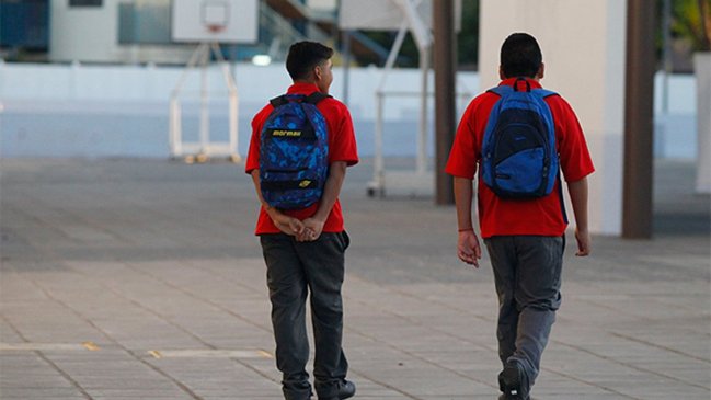 Alcalde de La Florida anunció suspensión de clases por 15 días