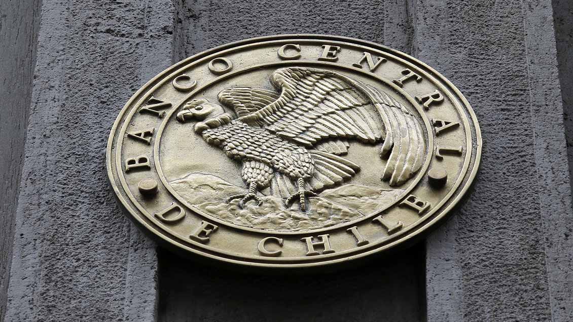 Banco Central aplica drástica reducción de la tasa de interés