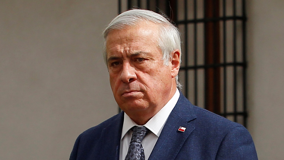 Continúa polémica: Mañalich pidió a alcaldes responsabilidad y no pensar electoralmente