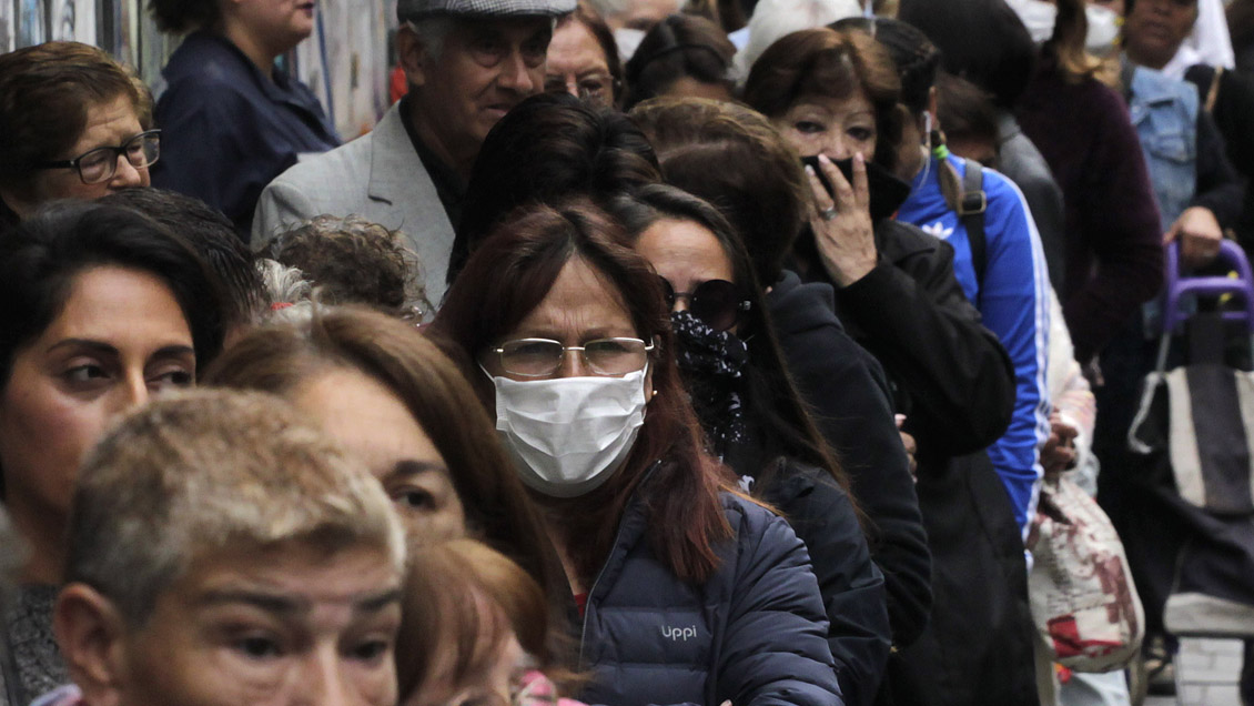 Covid-19: U. de Valparaíso y Colegio Médico presentan recurso de protección contra el Minsal
