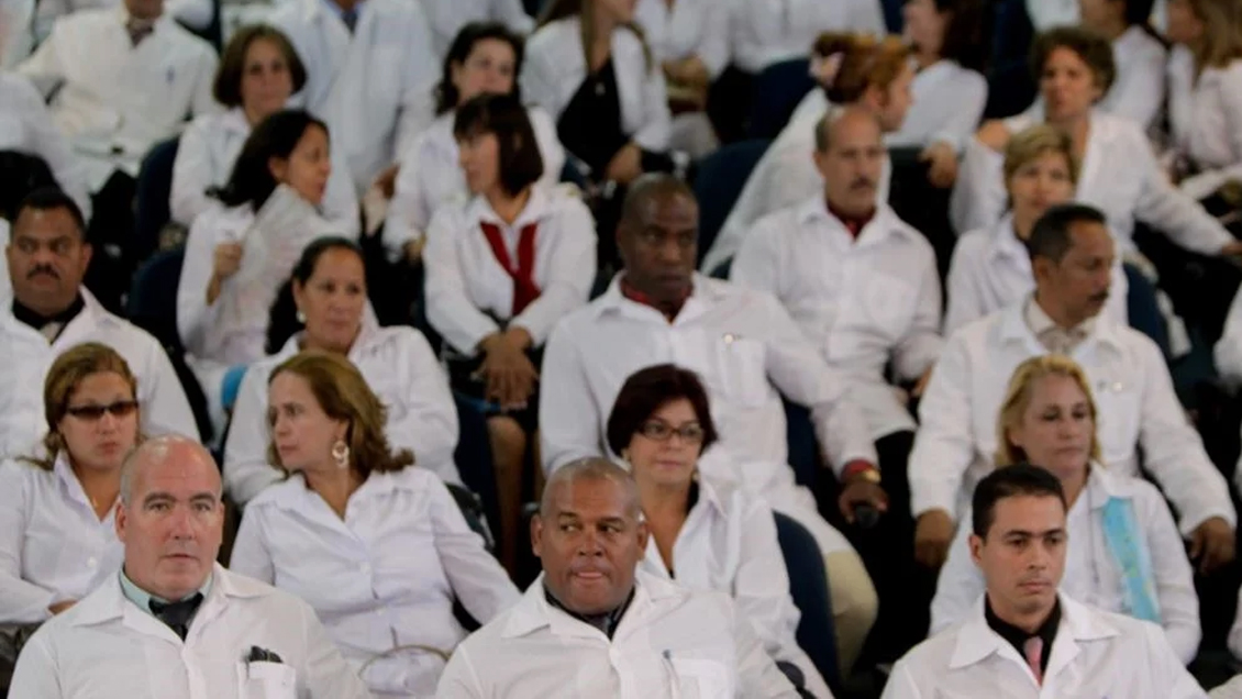 Solicitan regreso de médicos cubanos para apoyar la emergencia por el coronavirus en Ñuble