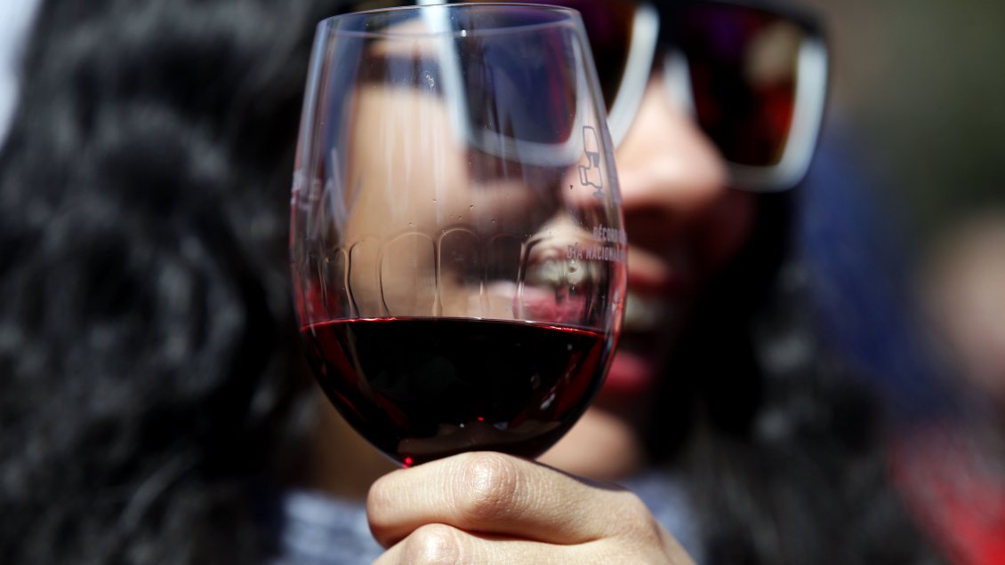 Cierre indefinido de cines, teatros, restoranes, pubs y centros deportivos en todo el país