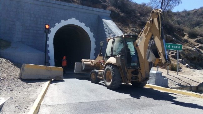 Cierran túnel Las Palmas para reforzar control sanitario entre regiones de Coquimbo y Valparaíso