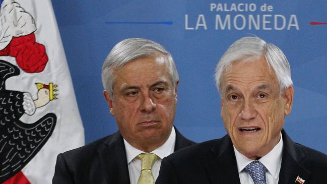 Piñera ordenó toque de queda en todo Chile entre las 22:00 y las 05:00 horas