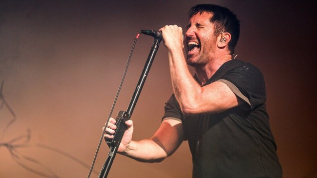 Nine Inch Nails sorprende lanzando dos nuevos discos