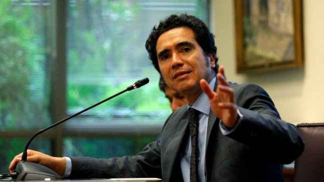 Ministro Briones propuso ampliar universo de beneficiados por Bono Covid-19