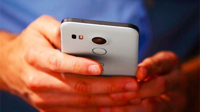 Gobierno estadounidense usa datos de localización de smartphones para fiscalizar cuarentena